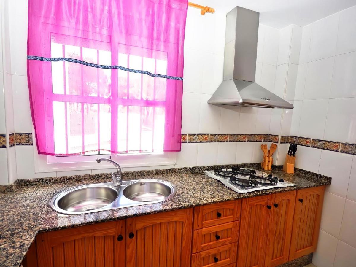 Apartamento Junto Al Mar Piscina Solo Familias โกนิล เด ลาฟรอนเตรา ภายนอก รูปภาพ